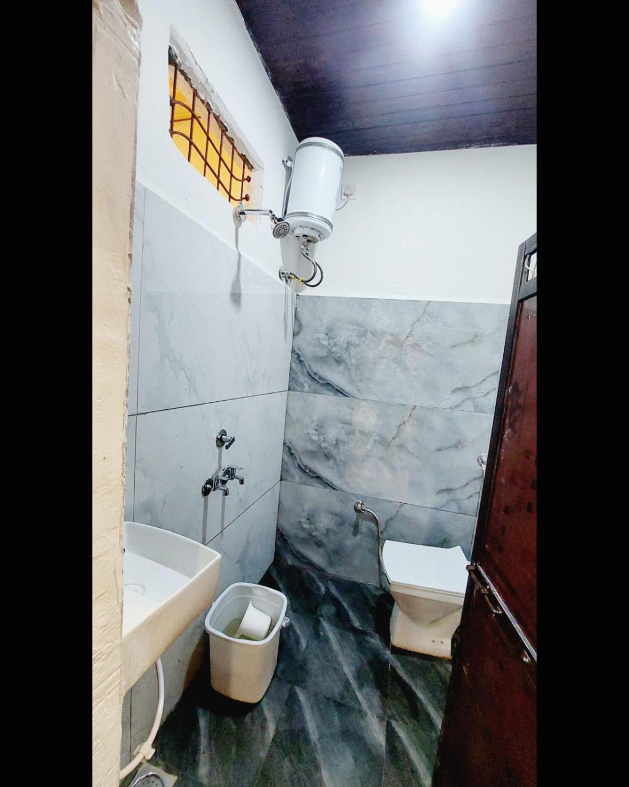 Hotel Om Palace Ujjain Exterior foto