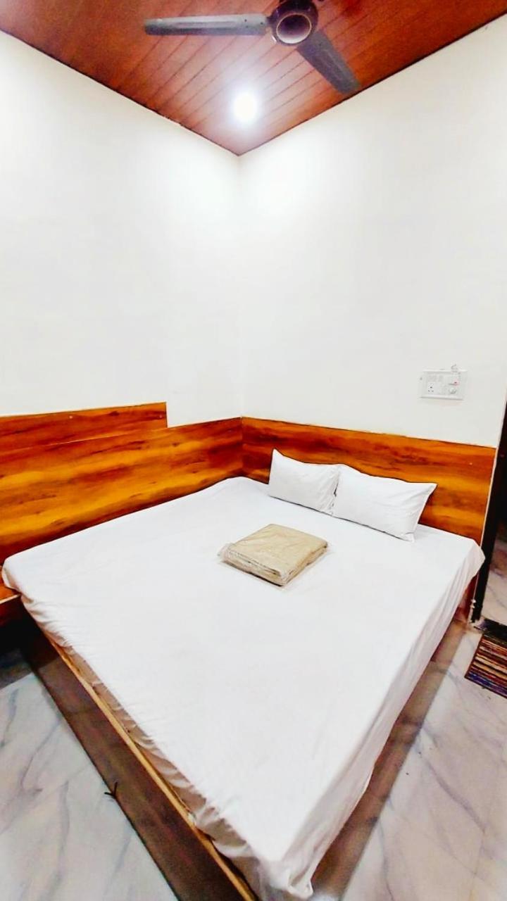 Hotel Om Palace Ujjain Exterior foto